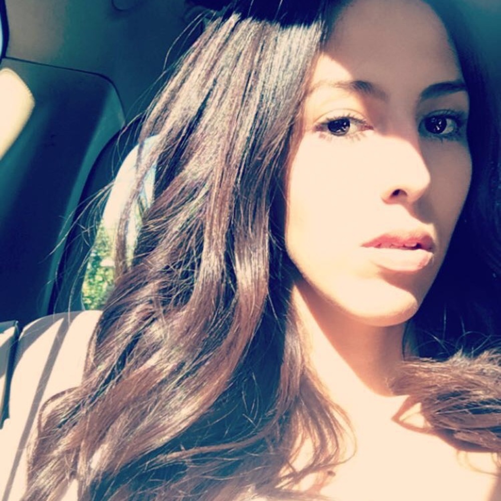 Meet your Posher, Ana